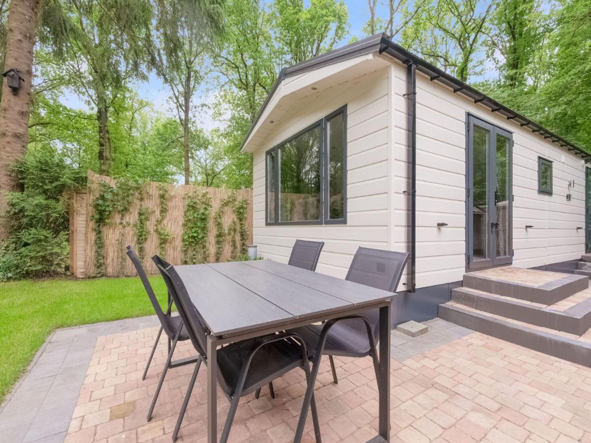 Beautiful Chalet In The Woods With A Shared Pool Vledder Luaran gambar